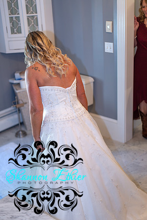 Teceno Nitschke Wedding - Pregame | October 07, 2021 | Shannon Ethier Photography | 8927