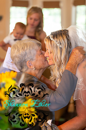 Teceno Nitschke Wedding - Pregame | October 07, 2021 | Shannon Ethier Photography | 9193