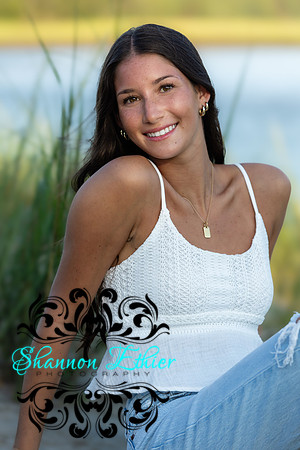 Sarah_2025-08-25_Shannon_Ethier_Photography_1-3