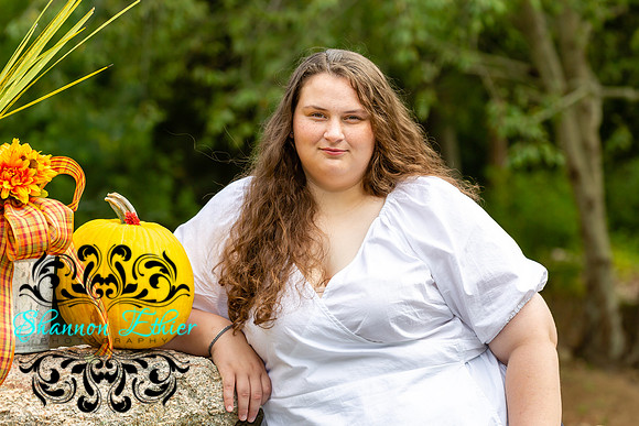 Olivia Tura Senior Portrait BHS 2023-9537-Shannon Ethier Photography