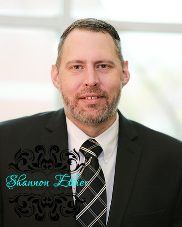 Raymond Cross-AMTA Headshot-Social Media-Shannon Ethier Photography-2