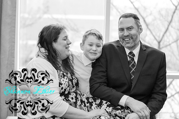 Cross Family-AMTA Headshot Event-Shannon Ethier Photography-26