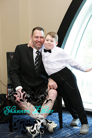 Cross Family-AMTA Headshot Event-Shannon Ethier Photography-2