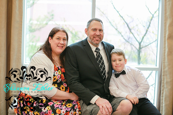 Cross Family-AMTA Headshot Event-Shannon Ethier Photography-5