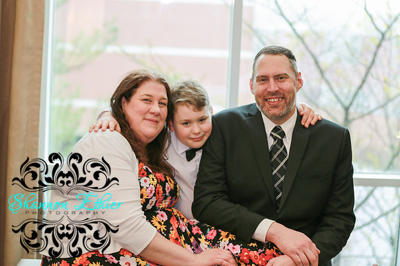Cross Family-AMTA Headshot Event-Shannon Ethier Photography-15