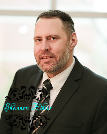 Raymond Cross-AMTA Headshot-Social Media-Shannon Ethier Photography-5