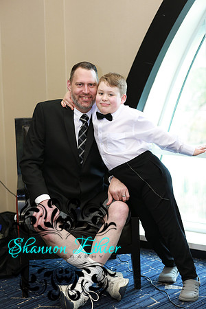 Cross Family-AMTA Headshot Event-Shannon Ethier Photography