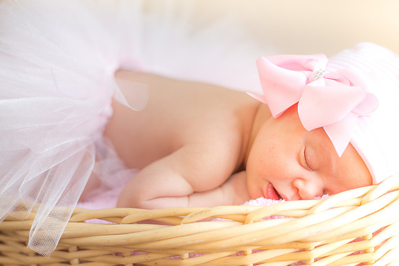Baby Avery Infant Session -83