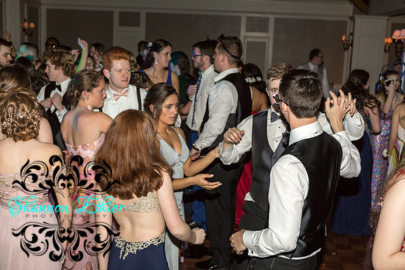 BHS Junior Prom 2018 Candids of the Class of 2019 -6847