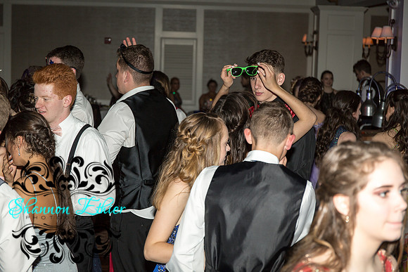 BHS Junior Prom 2018 Candids of the Class of 2019 -6835