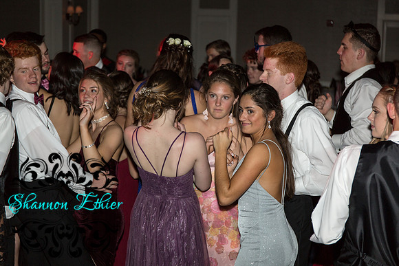 BHS Junior Prom 2018 Candids of the Class of 2019 -6834