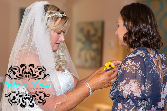 Teceno Nitschke Wedding - Pregame | October 07, 2021 | Shannon Ethier Photography | 9165-2