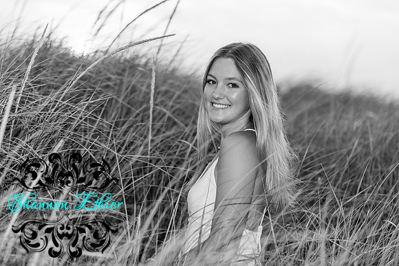 Maren Jones SJP 2024 - Senior Portrait - August 20, 2023 - Shannon Ethier Photography - 8587_-2