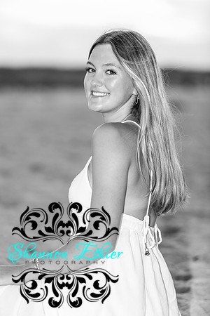 Maren Jones SJP 2024 - Senior Portrait - August 20, 2023 - Shannon Ethier Photography - 8659_-2