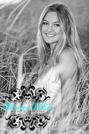 Maren Jones SJP 2024 - Senior Portrait - August 20, 2023 - Shannon Ethier Photography - 8579_-2