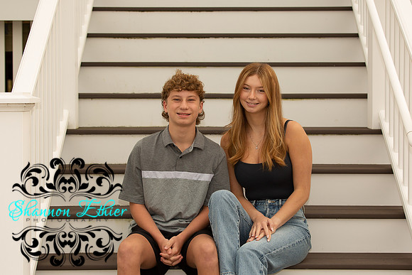 Alex NHS Proofs - 9910 - Shannon Ethier Photography