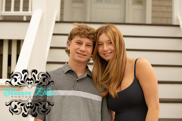Alex NHS Proofs - 9921 - Shannon Ethier Photography