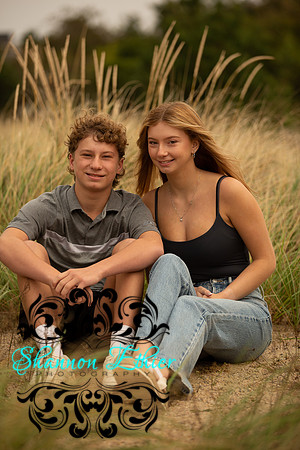 Alex NHS Proofs - 9945 - Shannon Ethier Photography