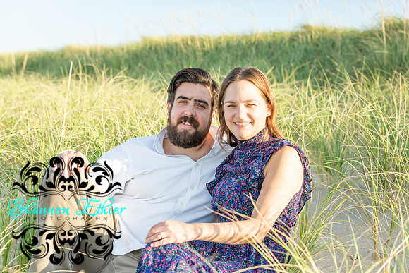 Nick & Laura Engagement Shoot -September 11, 2021 - Shannon Ethier Photography-31