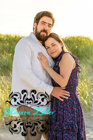 Nick & Laura Engagement Shoot -September 11, 2021 - Shannon Ethier Photography-47