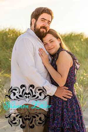 Nick & Laura Engagement Shoot -September 11, 2021 - Shannon Ethier Photography-45