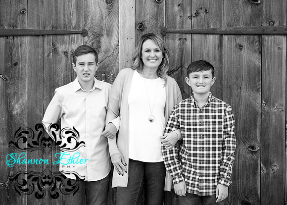 The Mooney Family 2019 (2 of 2)
