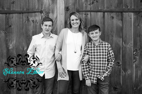 The Mooney Family 2019-0240-2