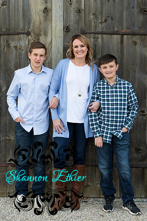 The Mooney Family 2019-0243
