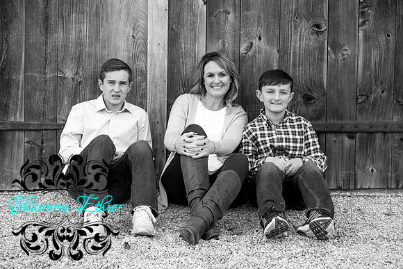 The Mooney Family 2019-0248-2