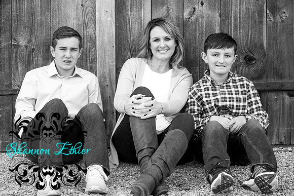 The Mooney Family 2019-0249-2