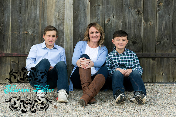 The Mooney Family 2019-0248