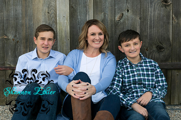 The Mooney Family 2019-0252