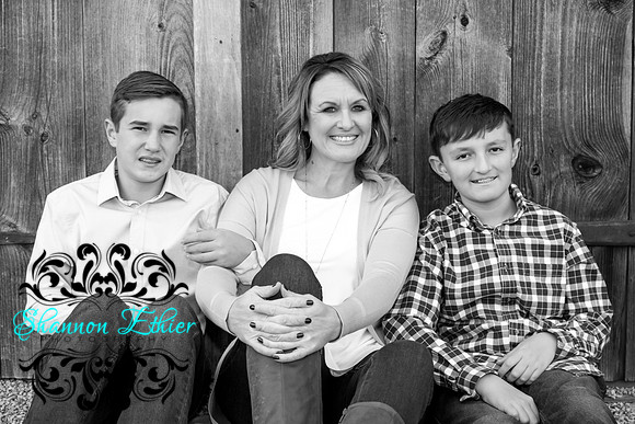 The Mooney Family 2019-0253-2