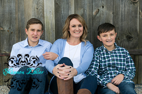 The Mooney Family 2019-0256