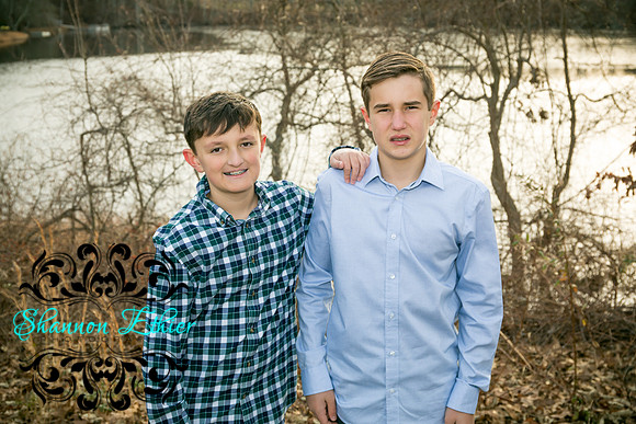 The Mooney Family 2019-0269