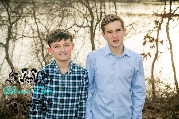 The Mooney Family 2019-0270