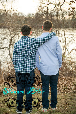 The Mooney Family 2019-0277-3
