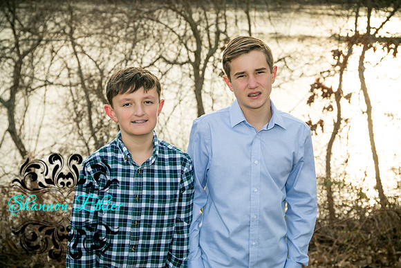 The Mooney Family 2019-0271