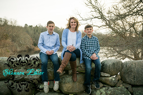 The Mooney Family 2019-0264