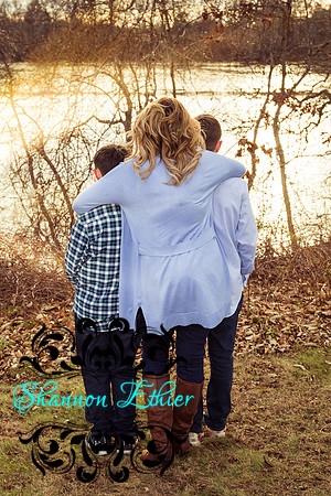 The Mooney Family 2019-0285