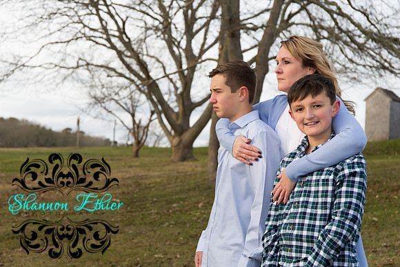 The Mooney Family 2019-0286