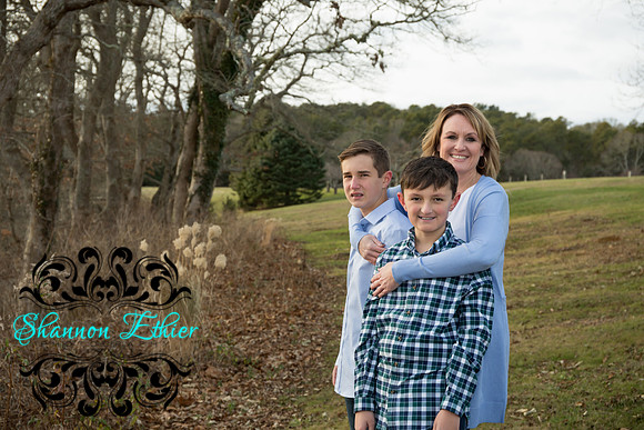 The Mooney Family 2019-0290