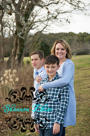 The Mooney Family 2019-0293