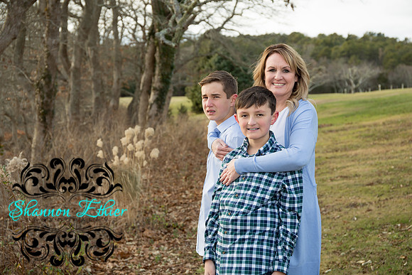 The Mooney Family 2019-0295