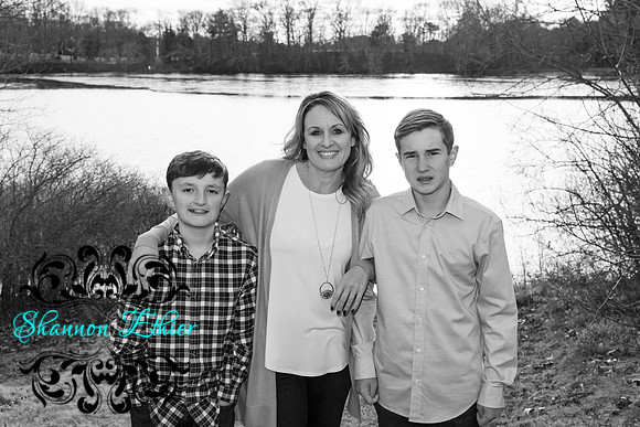 Mooney Family 2019! Final Images-0315-2