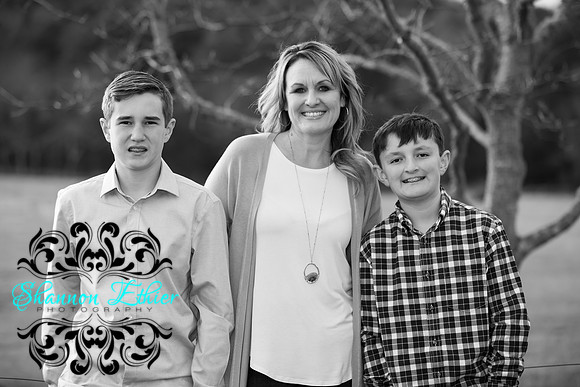 Mooney Family 2019! Final Images-0345-2