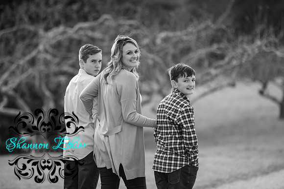 Mooney Family 2019! Final Images-0359-2