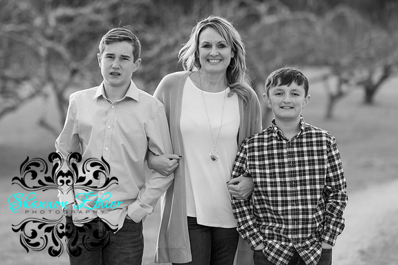 Mooney Family 2019! Final Images-0365-2