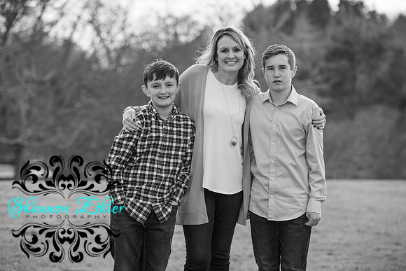 Mooney Family 2019! Final Images-0382-2