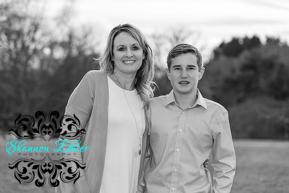 Mooney Family 2019! Final Images-0392-2